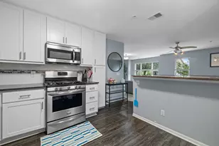 307 55th St, Kenosha, WI 53140 - Photo 8