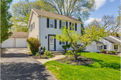 1219 N 85th St, Wauwatosa, WI 53226 - Photo 2