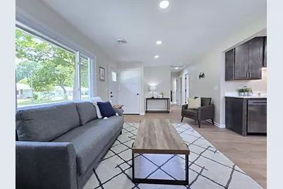 6538 W Euclid Ave, Milwaukee, WI 53219 - Photo 14