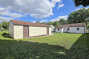 6538 W Euclid Ave, Milwaukee, WI 53219 - Photo 30