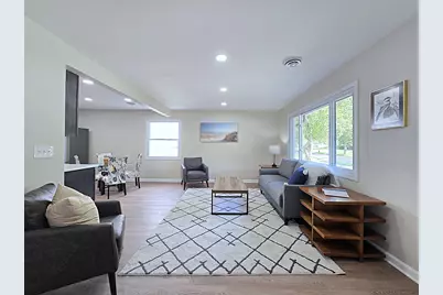 6538 W Euclid Ave, Milwaukee, WI 53219 - Photo 10
