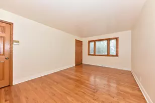 5710 N 91st St, Milwaukee, WI 53225 - Photo 8