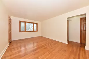 5710 N 91st St, Milwaukee, WI 53225 - Photo 10
