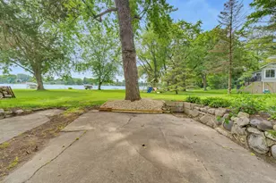 2485 N Wallace Lake Dr, Trenton, WI 53090 - Photo 6