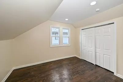 7939  Hillcrest Dr, Wauwatosa, WI 53213 - Photo 22