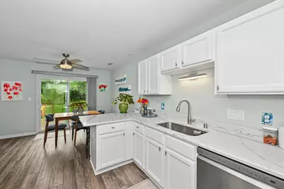 3484 W Sycamore St, Franklin, WI 53132 - Photo 14