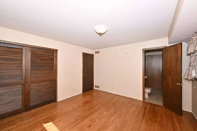 1956  Keith Ln, Grafton, WI 53024 - Photo 16