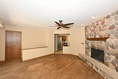 1956  Keith Ln, Grafton, WI 53024 - Photo 14