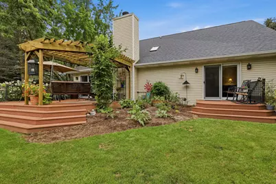 4589  Hunters Glen Dr, Sheboygan, WI 53083 - Photo 34