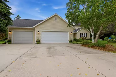 4589  Hunters Glen Dr, Sheboygan, WI 53083 - Photo 42