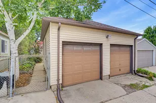 3416 S Quincy Ave, Milwaukee, WI 53207 - Photo 28