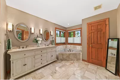 W168N10307  Wildrose Ln, Germantown, WI 53022 - Photo 22