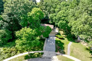 904 Lynne Ct, Waukesha, WI 53186 - Photo 6
