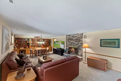 904  Lynne Ct, Waukesha, WI 53186 - Photo 34