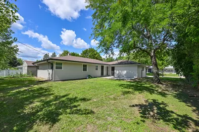 8803 W Cheyenne St, Milwaukee, WI 53224 - Photo 38