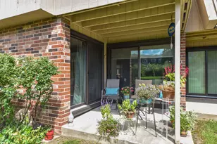 425 W Willow Ct, Fox Point, WI 53217 - Photo 16
