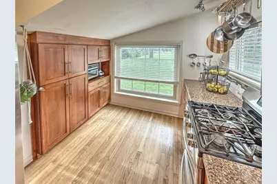 W140N11161  Country Aire Dr Dr, Germantown, WI 53022 - Photo 12