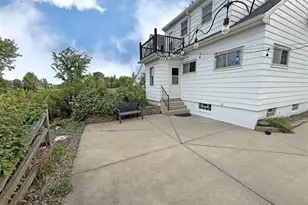 W140N11161 Country Aire Dr Dr, Germantown, WI 53022 - Photo 24