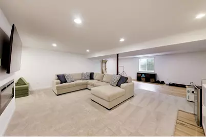 1420 E Longneedle Ln, Elkhorn, WI 53121 - Photo 24