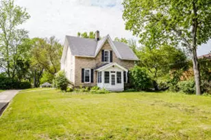 8513 W North Ave, Wauwatosa, WI 53226 - Photo 2