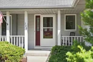 300 Martin Dr, Fredonia, WI 53021 - Photo 4