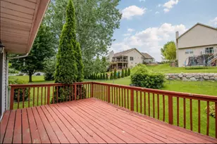 300 Martin Dr, Fredonia, WI 53021 - Photo 10