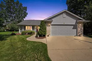 300 Martin Dr, Fredonia, WI 53021 - Photo 42