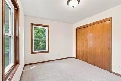 300  Martin Dr, Fredonia, WI 53021 - Photo 22