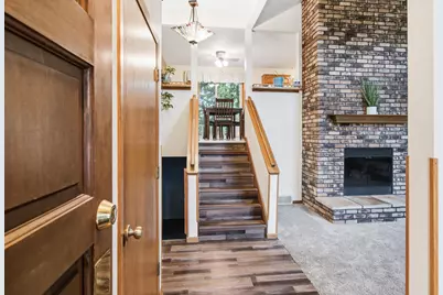 307  James St, Watertown, WI 53098 - Photo 4