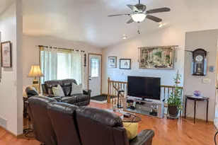 309 Mallard Dr, Holmen, WI 54636 - Photo 16
