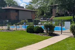 372 Park Hill Dr, Pewaukee, WI 53072 - Photo 20