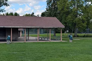372 Park Hill Dr, Pewaukee, WI 53072 - Photo 26