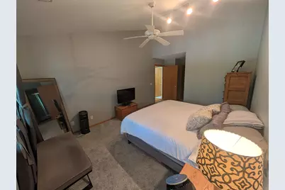 372  Park Hill Dr #H, Pewaukee, WI 53072 - Photo 10
