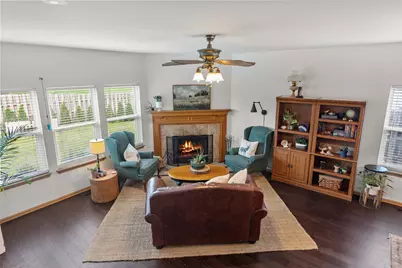 918 N Pheasant Way, Elkhorn, WI 53121 - Photo 18