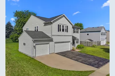 918 N Pheasant Way, Elkhorn, WI 53121 - Photo 2