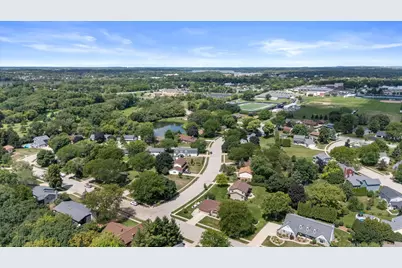 727  Browning Cir, Oconomowoc, WI 53066 - Photo 64