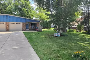 120 Felix St, Wales, WI 53183 - Photo 2