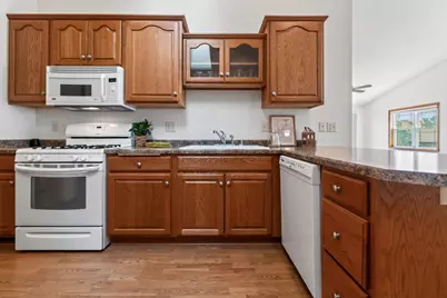 820  Chief Kewaskum Pl, Kewaskum, WI 53040 - Photo 14