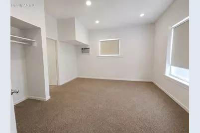 2109  Washington Ave #Lower, Front, Racine, WI 53403 - Photo 2