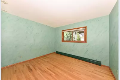 12810 W Meadow Ln, New Berlin, WI 53151 - Photo 22