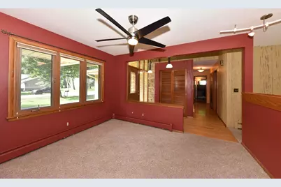 12810 W Meadow Ln, New Berlin, WI 53151 - Photo 8