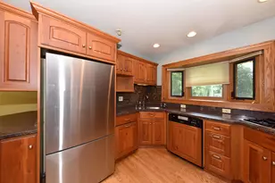 12810 W Meadow Ln, New Berlin, WI 53151 - Photo 18