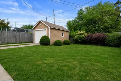 2610  Lasalle St, Racine, WI 53402 - Photo 14