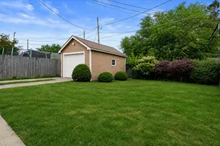 2610 Lasalle St, Racine, WI 53402 - Photo 14