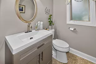 8755 N Pelham Pkwy, Bayside, WI 53217 - Photo 28