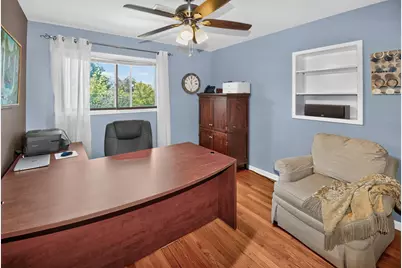 8755 N Pelham Pkwy, Bayside, WI 53217 - Photo 22