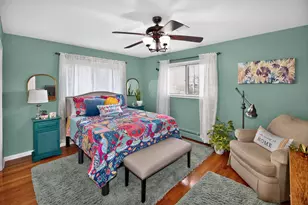 8755 N Pelham Pkwy, Bayside, WI 53217 - Photo 20