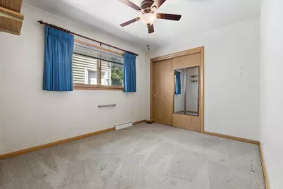 3948 E Underwood Ave, Cudahy, WI 53110 - Photo 14