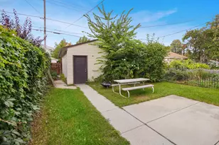 1205 S 74th St, West Allis, WI 53214 - Photo 28