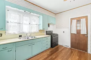 405 Jackson St, Fort Atkinson, WI 53538 - Photo 4